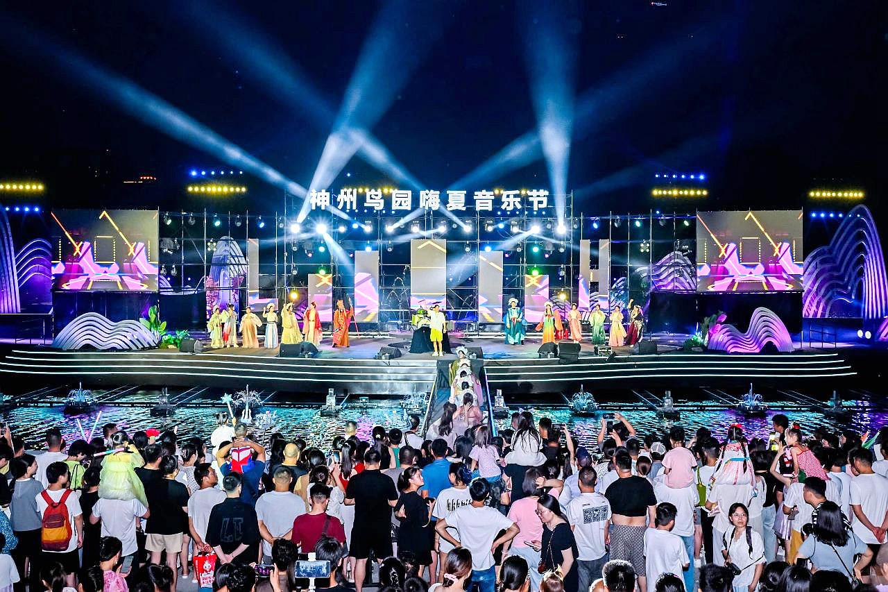 5——河上街景区夜经济火爆出圈(分离图)(2439654)-20240819090613.jpg